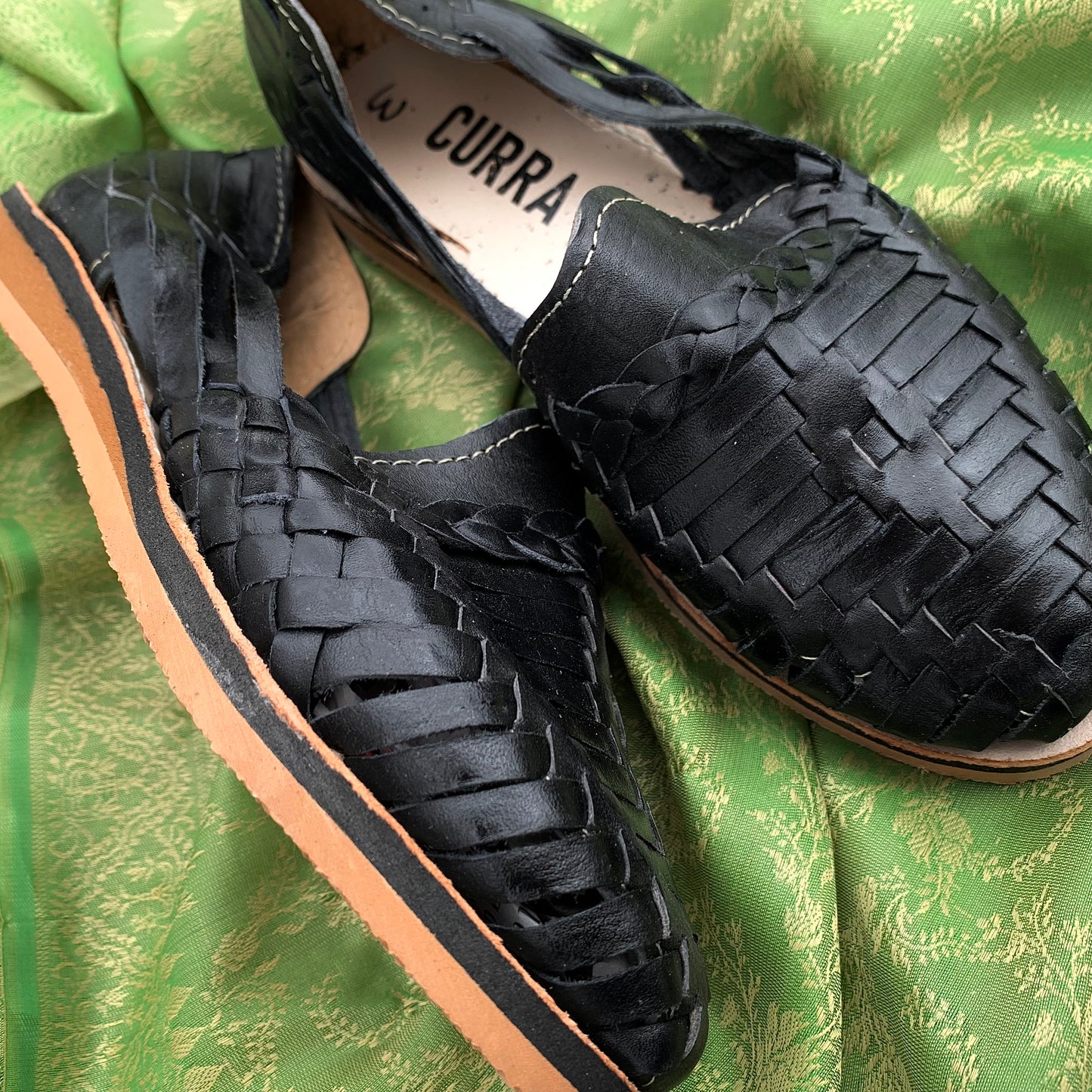 LORENA Huaraches- Black